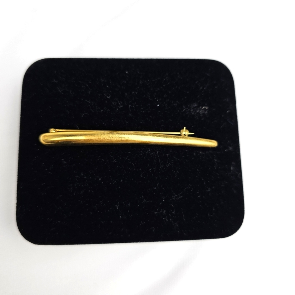 Vintage Trifari Gold Tone Long Figural Brooch Signed